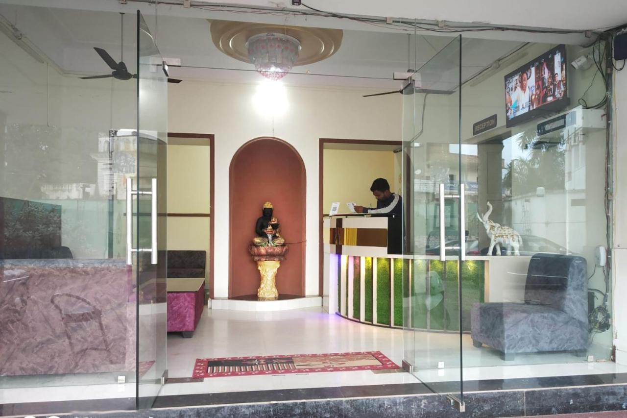 Hotel Kumkum Chhaya Panna ภายนอก รูปภาพ